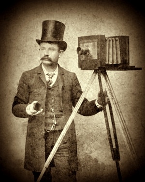 John Chester Bushong - cropped.